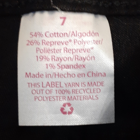 NWOT black, mid rise, bootcut/semi flared Jeans 🖤 - Picture 6 of 8